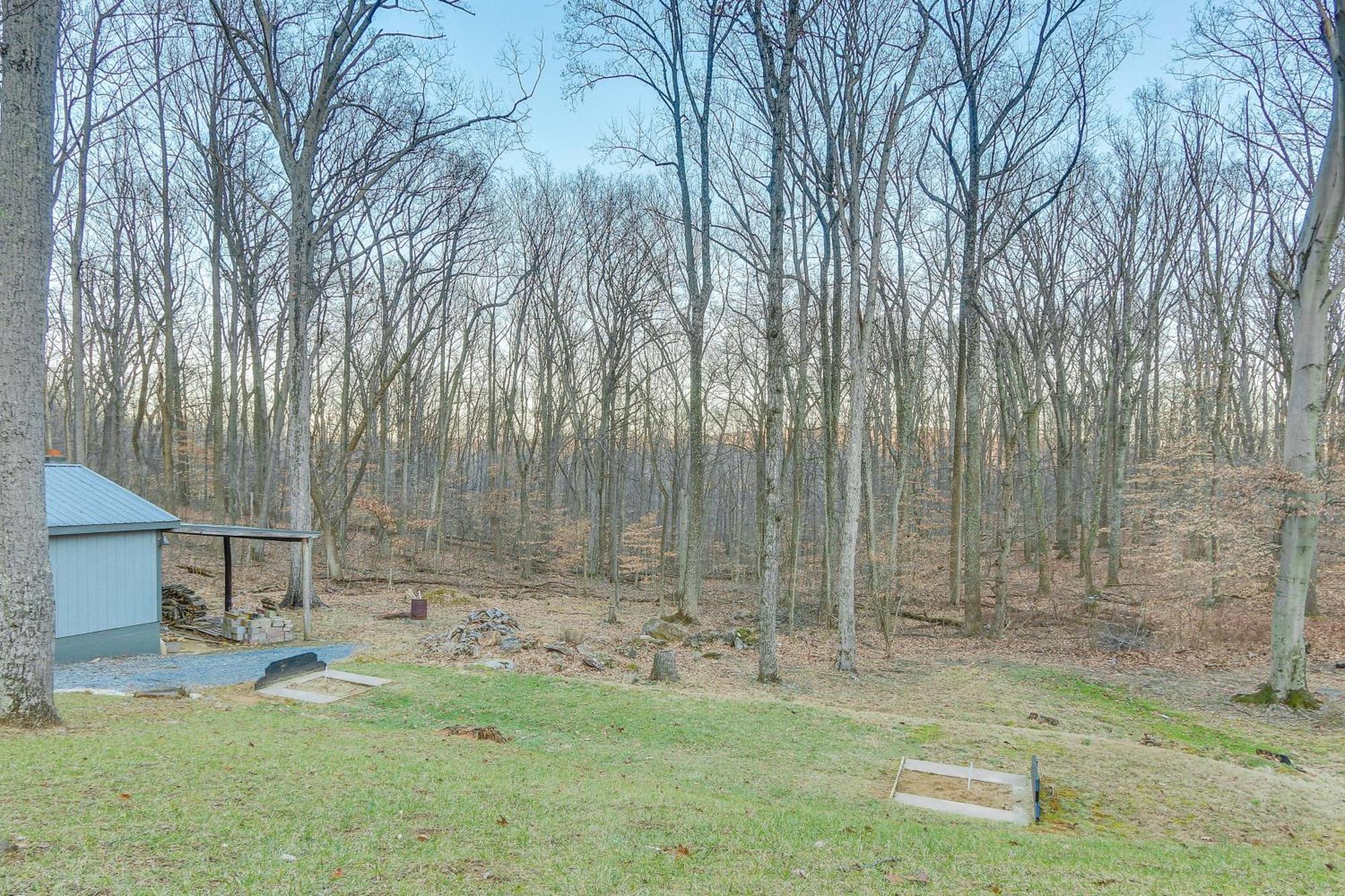 Peaceful And Secluded Knoxville Retreat With Deck エクステリア 写真